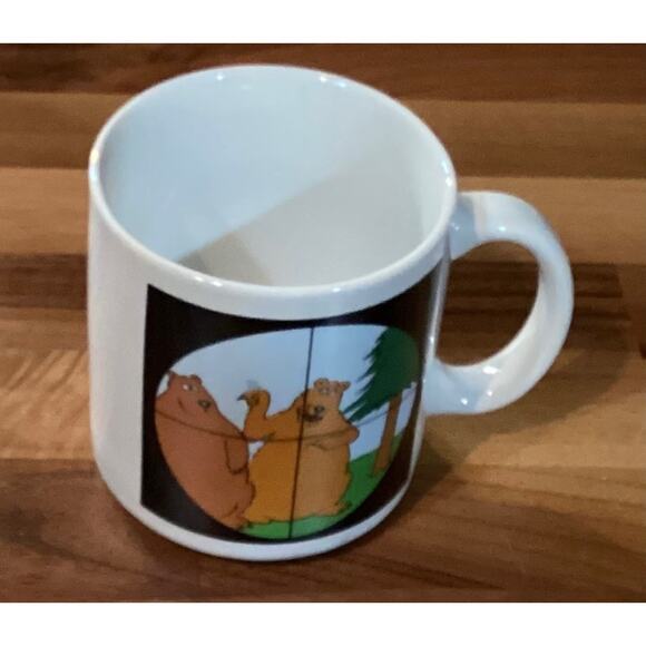 Far Side by Gary Larson 1981 Vintage "Bears In Crosshair" 8 Oz Coffee Mug - Picture 2 of 9
